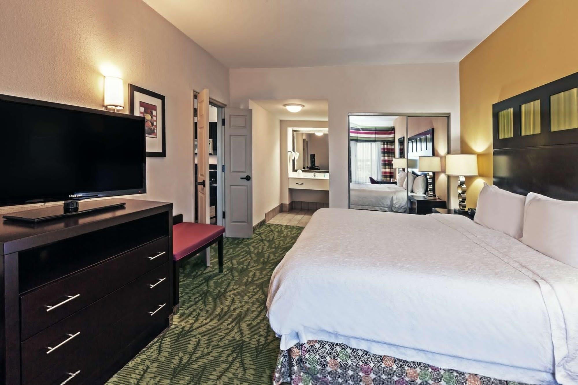 Hampton Inn & Suites Tulsa-Woodland Hills Eksteriør billede