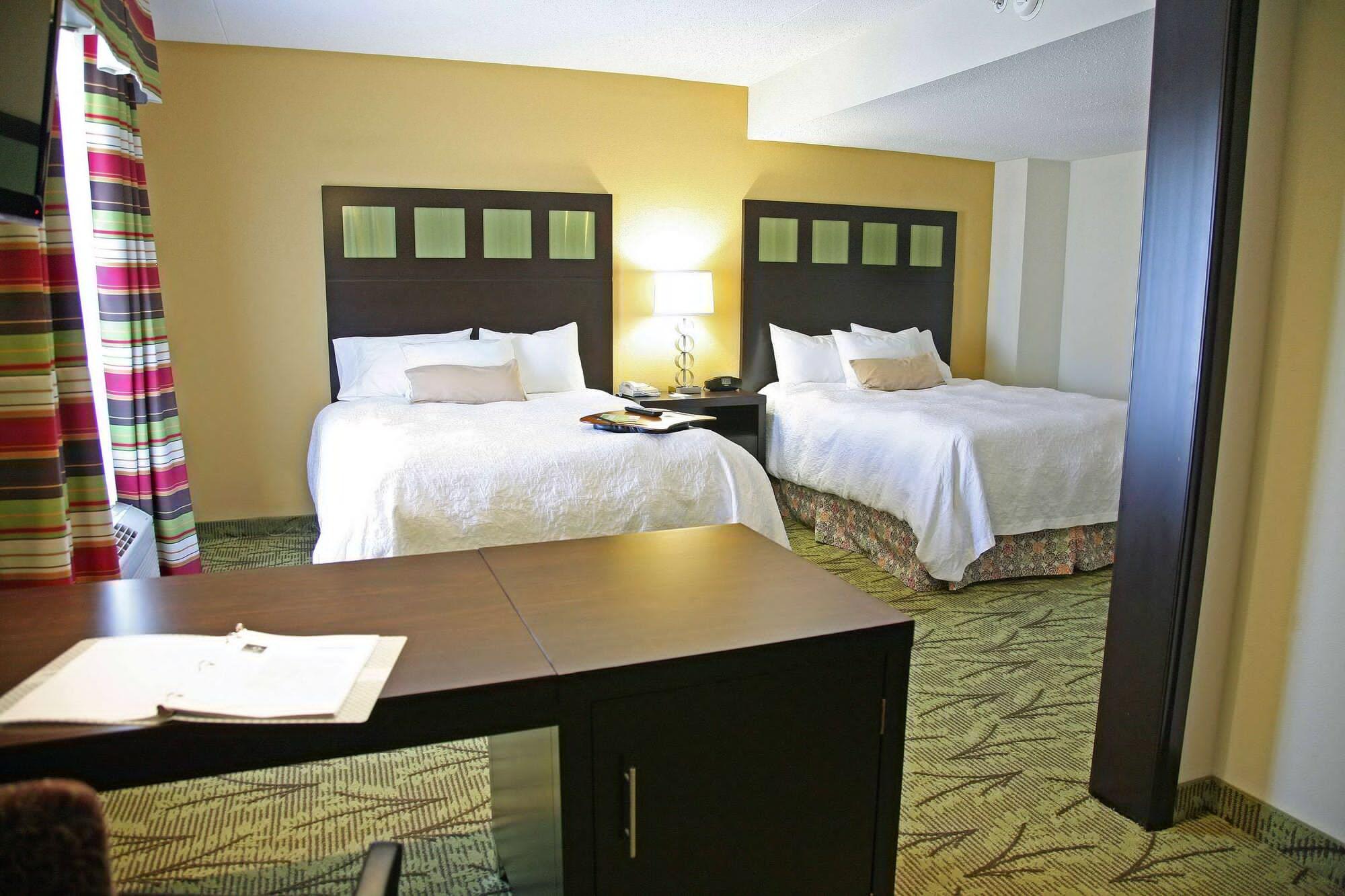 Hampton Inn & Suites Tulsa-Woodland Hills Eksteriør billede