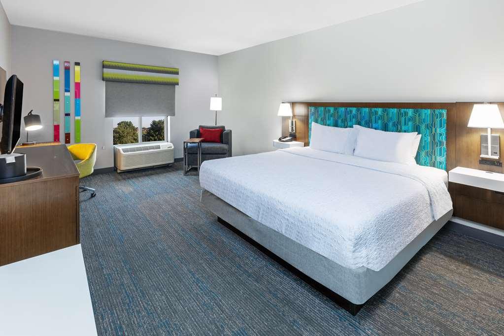 Hampton Inn & Suites Tulsa-Woodland Hills Værelse billede